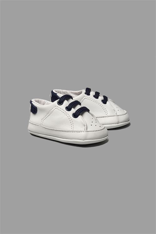 BABY SNEAKERS 