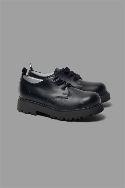 SCARPA ALLACCIATA 