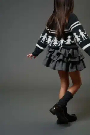 MAGLIONE CON STAMPA AMITY
